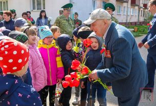 «Поезд Победы» совершил патриотический пробег к сожженной деревне Альцы