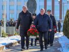 Фоторепортаж: Митинг-реквием с возложением корзин и цветов к братской могиле в г.Поставах