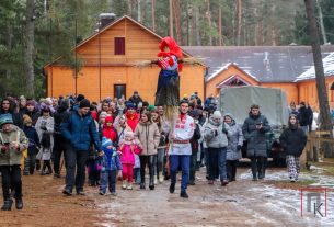 Фоторепортаж: Районный праздник Масленица на СТК "Озерки" (+ видео)