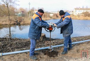 УП ЖКХ приступило к работам на подъездной дороге к городскому стадиону в Поставах