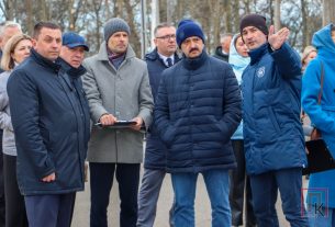 9 апреля Поставы посетили президент НОК Республики Беларусь Виктор Лукашенко и организаторы праздника «Вытокі»